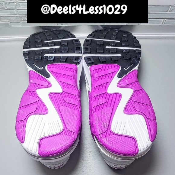 Nike Air Max Excee Womens Size 6 White Hyper Violet Platinum - Picture 6 of 6